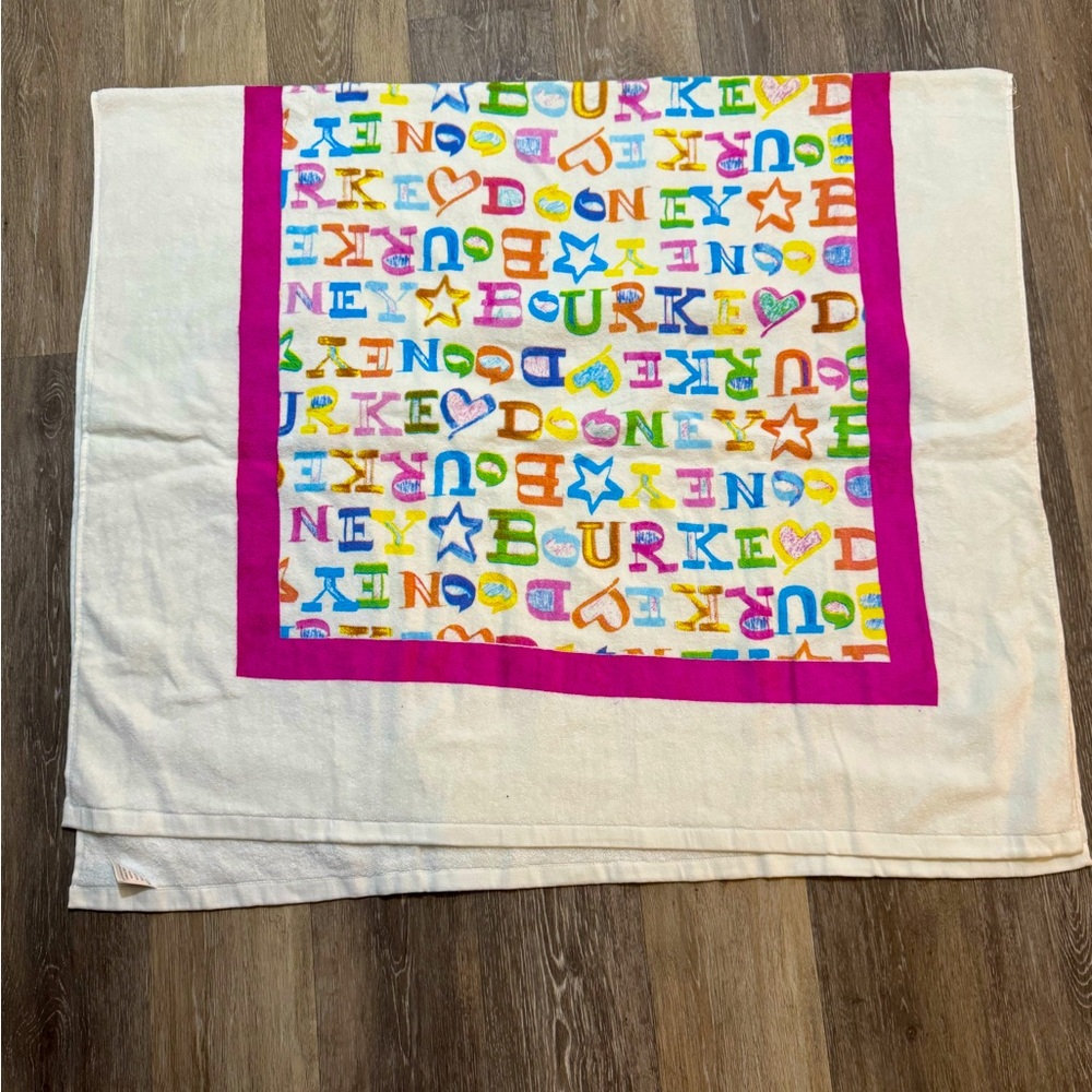 New Dooney & Burke Beach large Towel